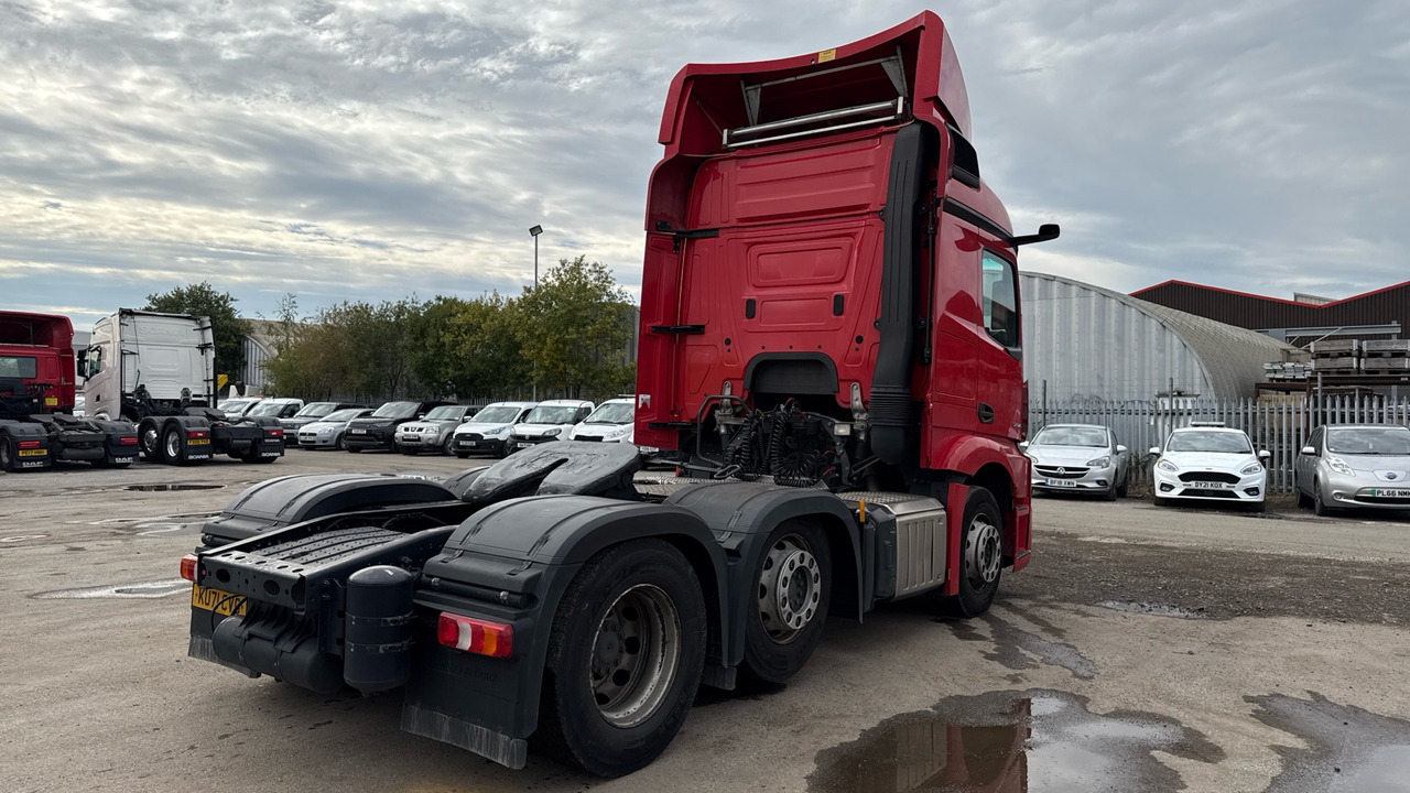 MERCEDES-BENZ ACTROS 2545 - Tractor unit: picture 4 MERCEDES-BENZ ACTROS 2545 - Tractor unit: picture 4