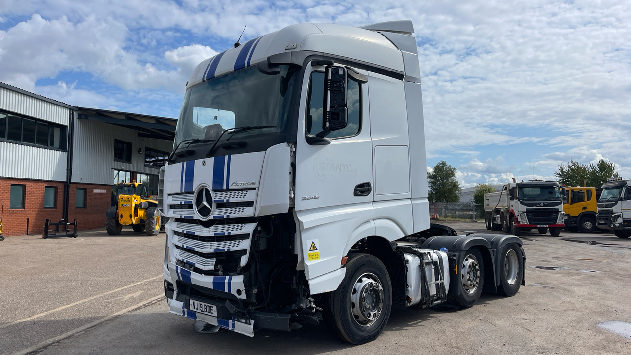 MERCEDES-BENZ ACTROS 2545 - Tractor unit: picture 2 MERCEDES-BENZ ACTROS 2545 - Tractor unit: picture 2