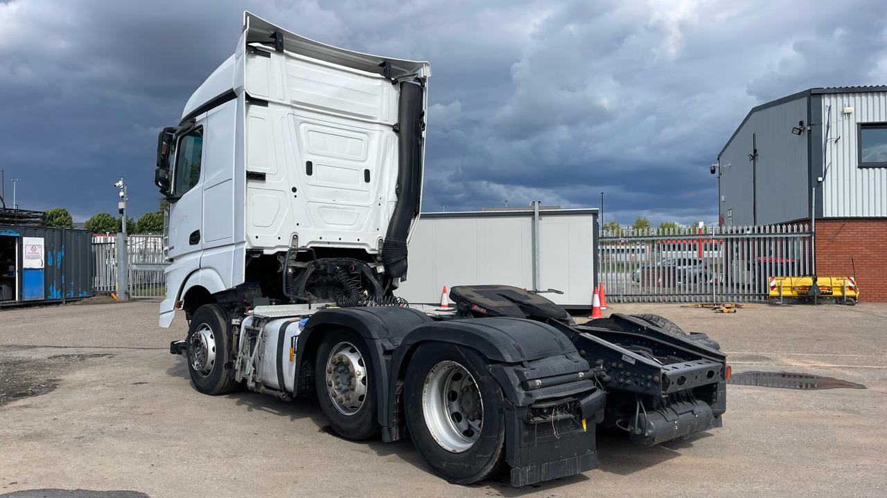 MERCEDES-BENZ ACTROS 2545 - Tractor unit: picture 3 MERCEDES-BENZ ACTROS 2545 - Tractor unit: picture 3