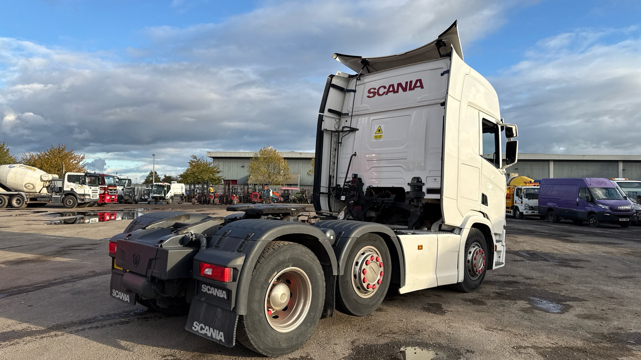 SCANIA R 450 - Tractor unit: picture 4 SCANIA R 450 - Tractor unit: picture 4