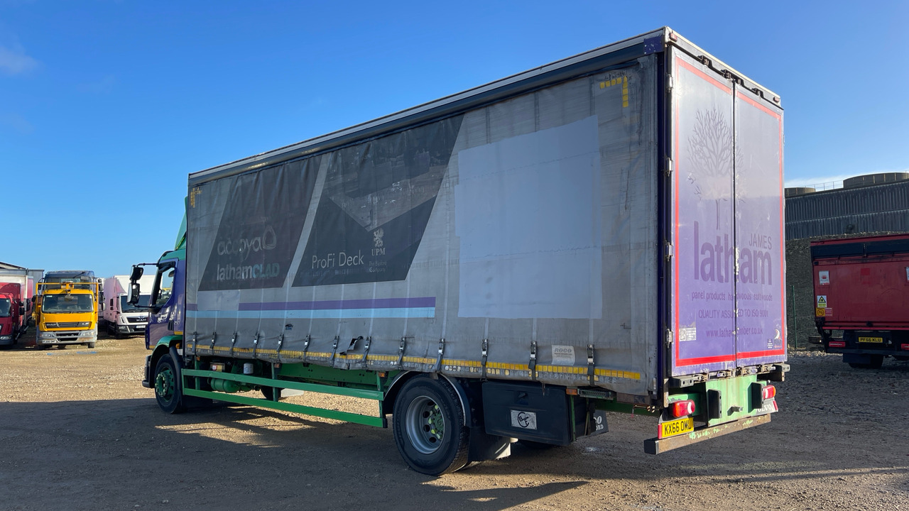 VOLVO FL 250 - Curtainsider truck: picture 3 VOLVO FL 250 - Curtainsider truck: picture 3