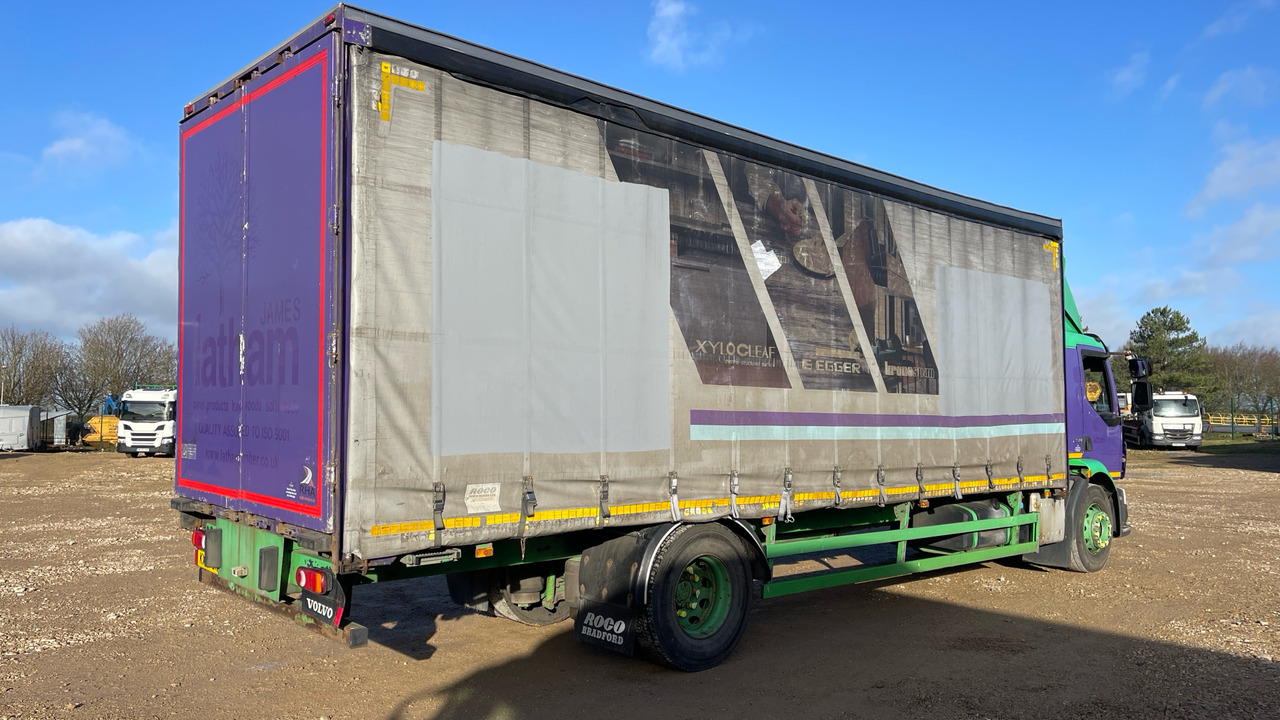 VOLVO FL 250 - Curtainsider truck: picture 4 VOLVO FL 250 - Curtainsider truck: picture 4