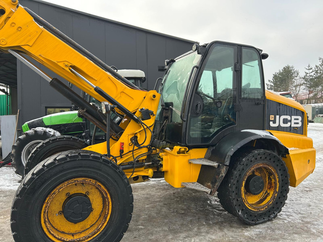 JCB TM320 - Telescopic wheel loader: picture 2 JCB TM320 - Telescopic wheel loader: picture 2