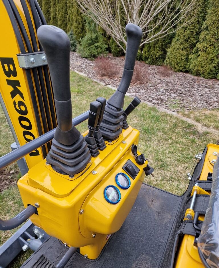 Berger Kraus BK900A - Mini excavator: picture 2 Berger Kraus BK900A - Mini excavator: picture 2