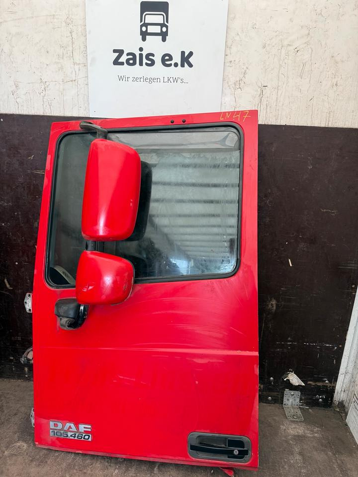 DAF XF 105,460 Fahrertür Rot Spiegel Innenverkleidung LN 47 - Door and parts for Truck: picture 1 DAF XF 105,460 Fahrertür Rot Spiegel Innenverkleidung LN 47 - Door and parts for Truck: picture 1