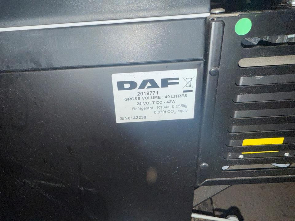 DAF XF 460 Euro 6 Kühlschrank 2019771 - Cab and interior for Truck: picture 5 DAF XF 460 Euro 6 Kühlschrank 2019771 - Cab and interior for Truck: picture 5