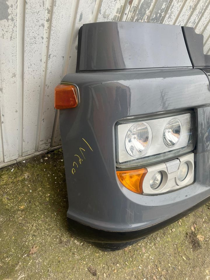 IVECO Stralis 450 Stoßstange - Bumper for Truck: picture 2 IVECO Stralis 450 Stoßstange - Bumper for Truck: picture 2
