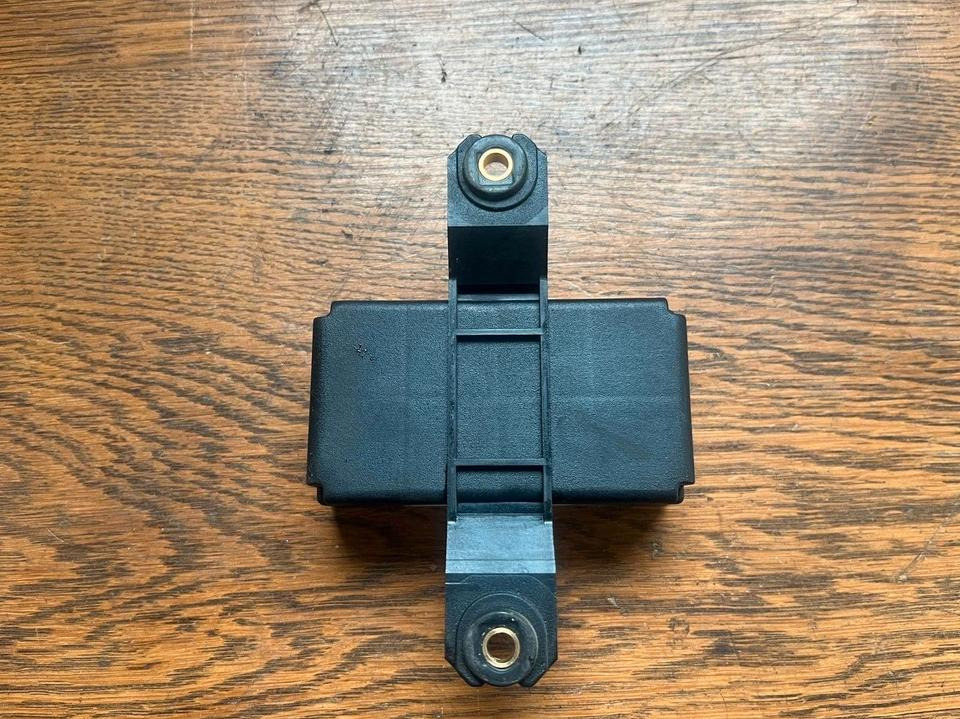 IVECO Stralis 450 Zentralverrieglung Steuergerät 504111498 - ECU for Truck: picture 3 IVECO Stralis 450 Zentralverrieglung Steuergerät 504111498 - ECU for Truck: picture 3