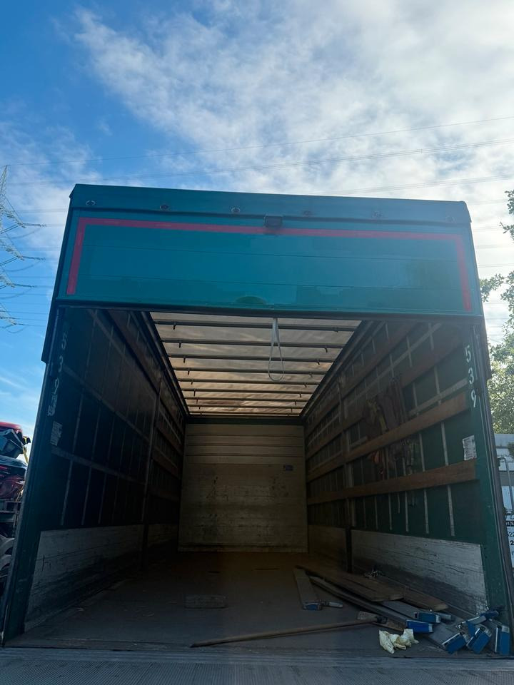 LKW Planenaufbau Grün - Curtainside swap body: picture 2 LKW Planenaufbau Grün - Curtainside swap body: picture 2