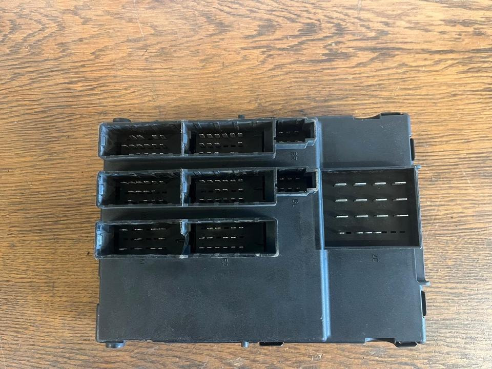 MAN Elekronik ECU ZBR 2 Steuergerät 81.25806-7070 - ECU for Truck: picture 4 MAN Elekronik ECU ZBR 2 Steuergerät 81.25806-7070 - ECU for Truck: picture 4