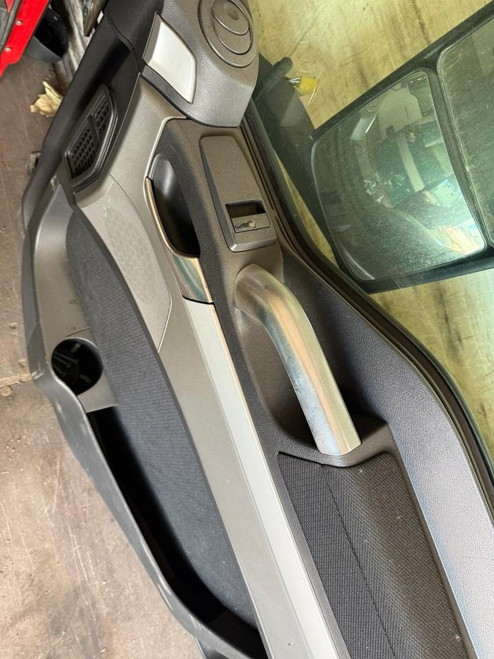 MAN TGS EU6 Beifahrertür Spiegel Innenverkleidung LN 80 - Door and parts for Truck: picture 4 MAN TGS EU6 Beifahrertür Spiegel Innenverkleidung LN 80 - Door and parts for Truck: picture 4