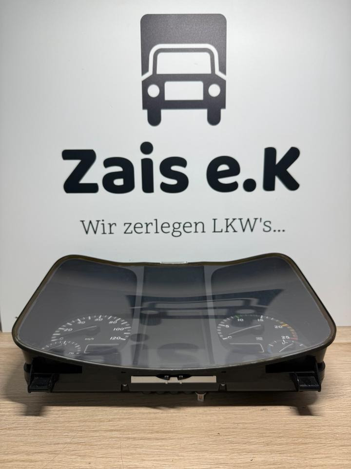 Mercedes Actros MP4 Kombiinstrument / Tacho A9614464821 - Dashboard: picture 1 Mercedes Actros MP4 Kombiinstrument / Tacho A9614464821 - Dashboard: picture 1