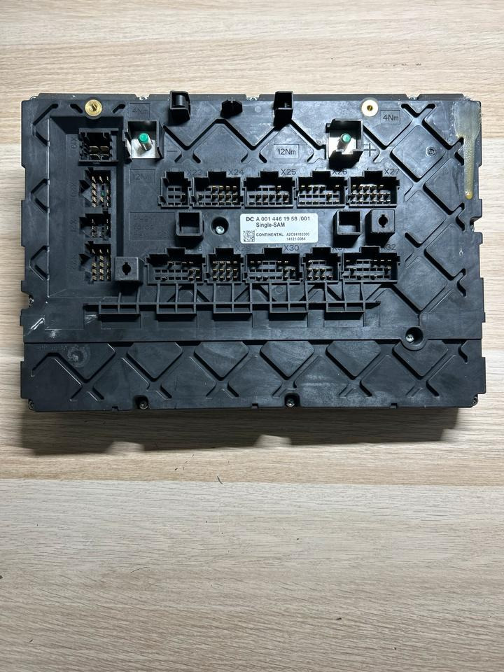 Mercedes Atego 4 EU6 Sicherungskasten A0014461958 - Fuse: picture 3 Mercedes Atego 4 EU6 Sicherungskasten A0014461958 - Fuse: picture 3