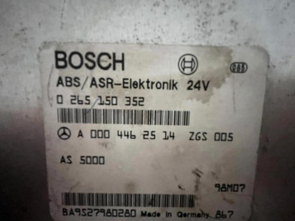 Mercedes Atego BOSCH Elektronik ABS Steuergerät A0004462514 - ECU for Truck: picture 2 Mercedes Atego BOSCH Elektronik ABS Steuergerät A0004462514 - ECU for Truck: picture 2