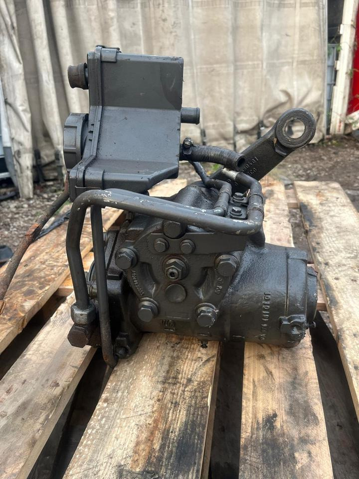 Mercedes Atego Lenkung Lenkgetriebe LS6 A9744610101 - Steering gear for Truck: picture 3 Mercedes Atego Lenkung Lenkgetriebe LS6 A9744610101 - Steering gear for Truck: picture 3