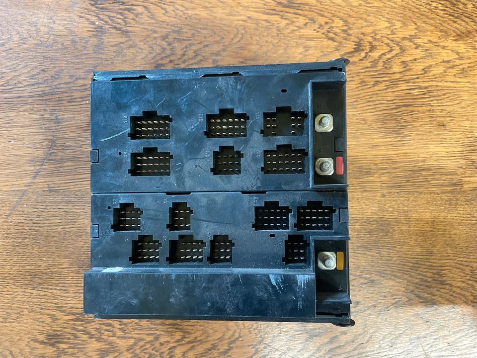 Mercedes Atego Sicherungskasten (Zentralelektrik) 0015430615 - Fuse for Truck: picture 2 Mercedes Atego Sicherungskasten (Zentralelektrik) 0015430615 - Fuse for Truck: picture 2