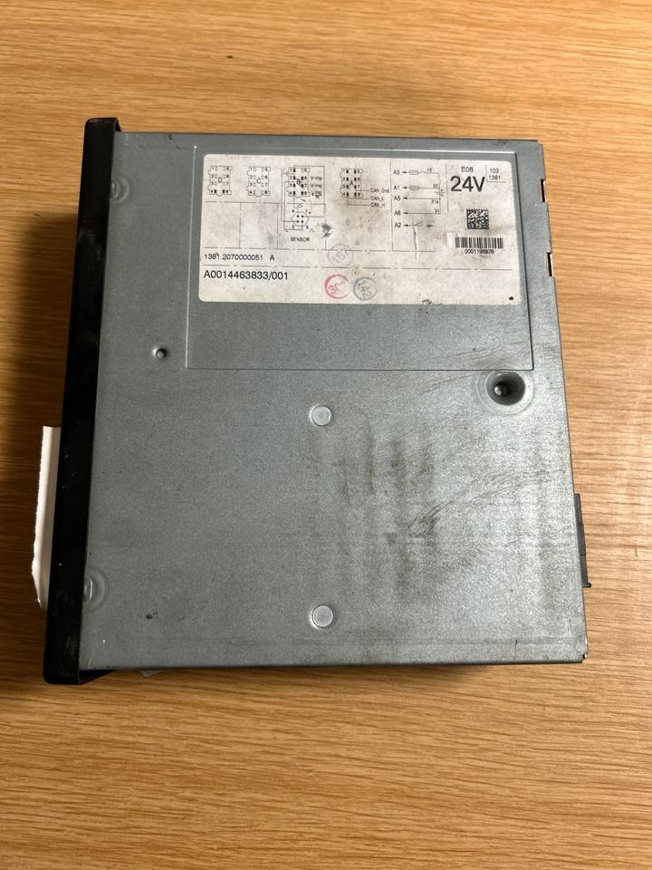 Mercedes-Benz Tachograph  A0014463833 - Tachograph for Truck: picture 3 Mercedes-Benz Tachograph  A0014463833 - Tachograph for Truck: picture 3