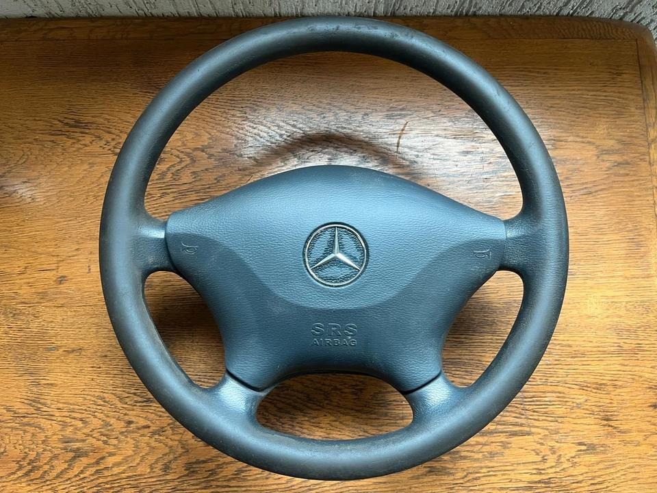 Mercedes-Benz Vito Lenkrad A6394640001 - Steering wheel for Truck: picture 1 Mercedes-Benz Vito Lenkrad A6394640001 - Steering wheel for Truck: picture 1