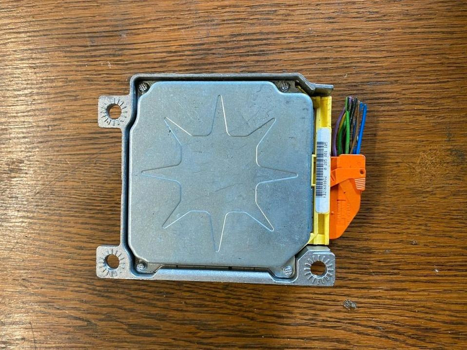 Mercedes Sprinter BOSCH Airbag Steuergerät 000 446 02 42 - ECU for Truck: picture 2 Mercedes Sprinter BOSCH Airbag Steuergerät 000 446 02 42 - ECU for Truck: picture 2