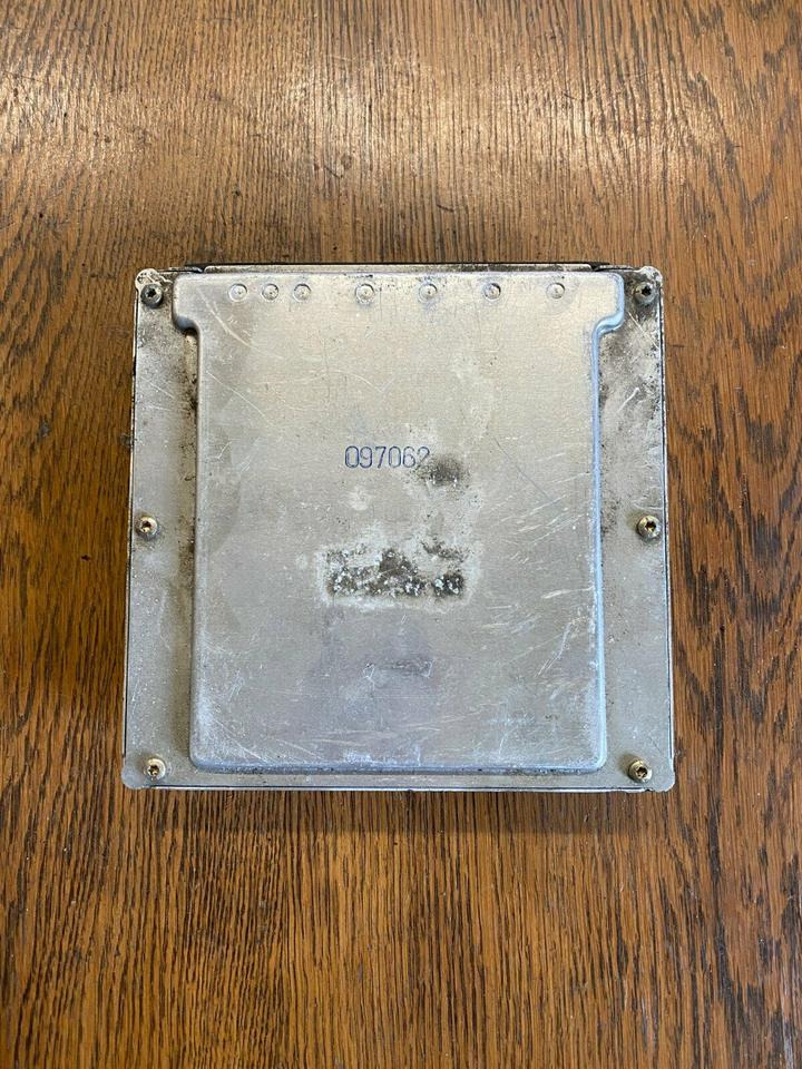 Mercedes Sprinter BOSCH Steuergerät A 000 153 73 79 - ECU for Truck: picture 3 Mercedes Sprinter BOSCH Steuergerät A 000 153 73 79 - ECU for Truck: picture 3