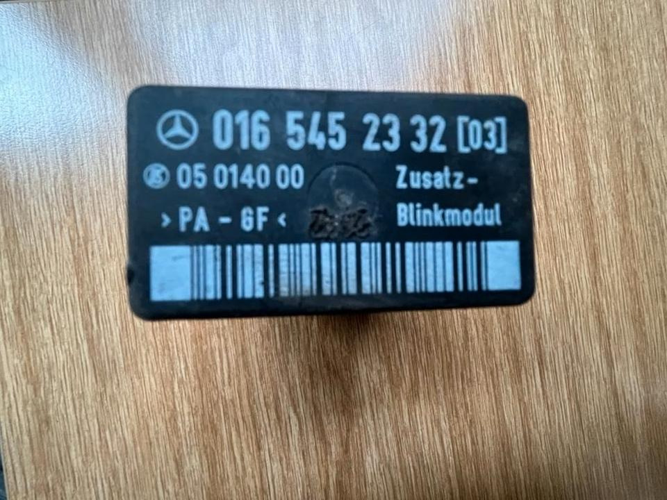 Mercedes W638 Vito Steuergerät Blinkermodul Relais 0165452332 - ECU for Truck: picture 2 Mercedes W638 Vito Steuergerät Blinkermodul Relais 0165452332 - ECU for Truck: picture 2