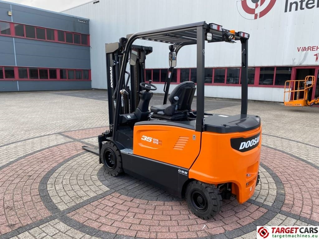 Doosan B35X-7 Electric Forklift 3.5T Triplex-438cm Unused - Electric forklift: picture 4 Doosan B35X-7 Electric Forklift 3.5T Triplex-438cm Unused - Electric forklift: picture 4