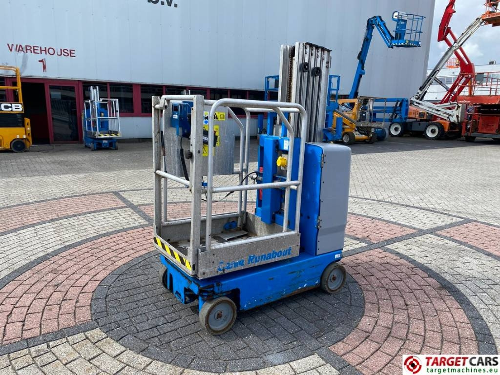 Genie GR-20 RunAbout Electric Vertical Mast Lift 802cm - Vertical mast lift: picture 1 Genie GR-20 RunAbout Electric Vertical Mast Lift 802cm - Vertical mast lift: picture 1