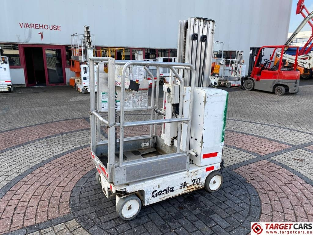 Genie GR-20 RunAbout Electric Vertical Mast Lift 802cm - Vertical mast lift: picture 1 Genie GR-20 RunAbout Electric Vertical Mast Lift 802cm - Vertical mast lift: picture 1