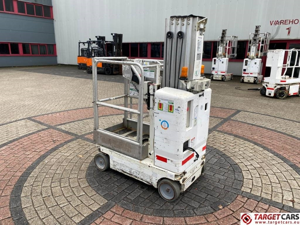 Genie GR-20 RunAbout Electric Vertical Mast Lift 802cm - Vertical mast lift: picture 4 Genie GR-20 RunAbout Electric Vertical Mast Lift 802cm - Vertical mast lift: picture 4