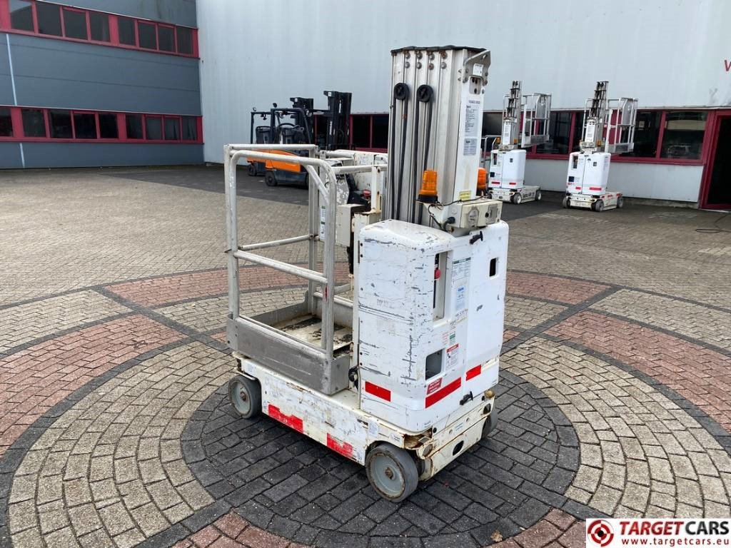 Genie GR-20 RunAbout Electric Vertical Mast Lift 802cm - Vertical mast lift: picture 4 Genie GR-20 RunAbout Electric Vertical Mast Lift 802cm - Vertical mast lift: picture 4