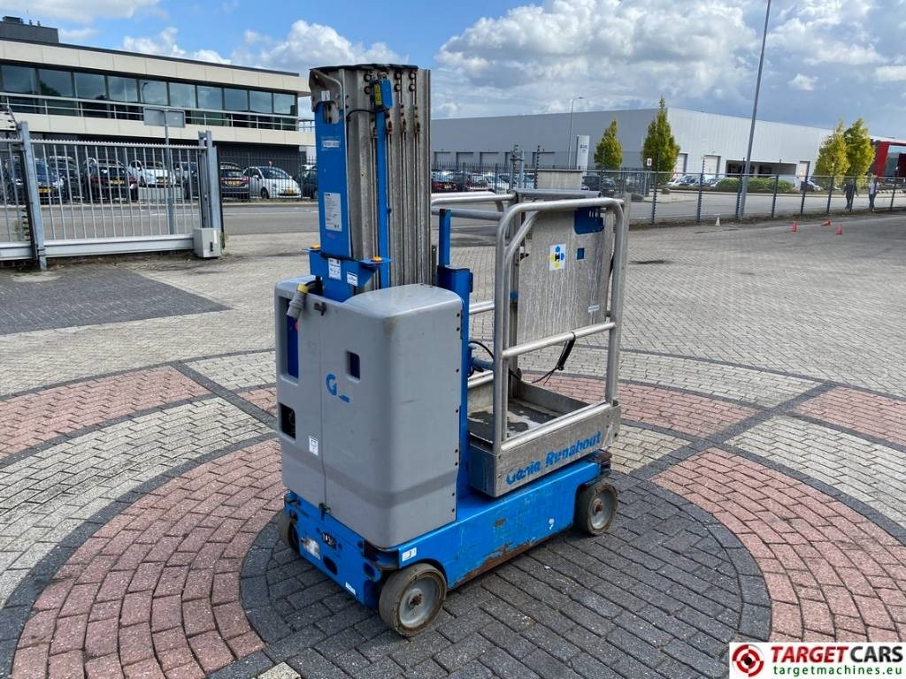 Genie GR-20 RunAbout Electric Vertical Mast Lift 802cm - Vertical mast lift: picture 3 Genie GR-20 RunAbout Electric Vertical Mast Lift 802cm - Vertical mast lift: picture 3