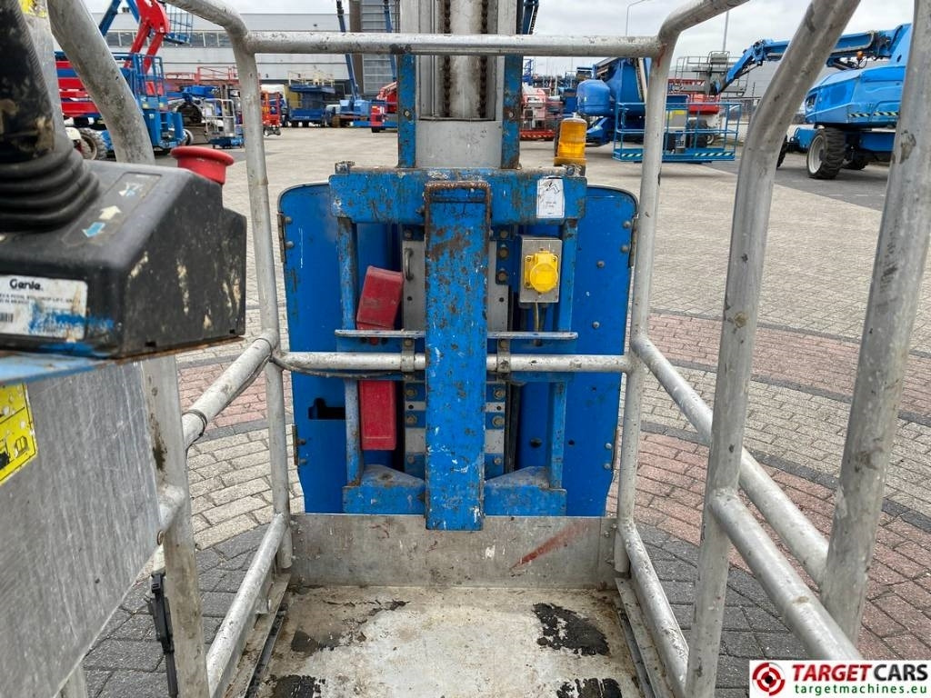 Vertical mast lift Genie GR-20 Runabout Vertical Mast Work Lift 802cm: picture 26