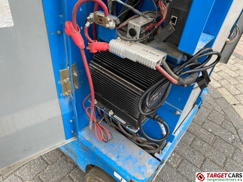Vertical mast lift Genie GR-20 Runabout Vertical Mast Work Lift 802cm: picture 35