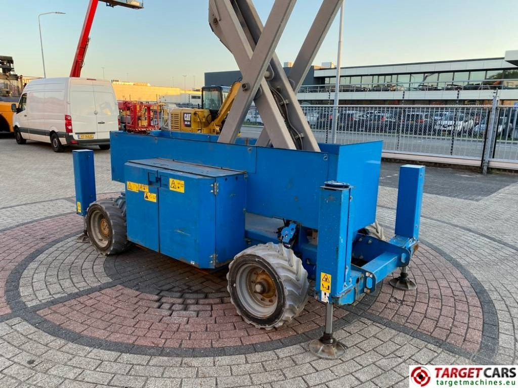Scissor lift Genie GS-4069 DC Electric GS4069 Scissor WorkLift 1412cm: picture 28 Scissor lift Genie GS-4069 DC Electric GS4069 Scissor WorkLift 1412cm: picture 28