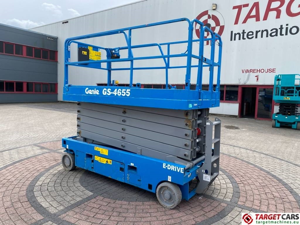 Genie GS-4655 Electric E-Drive Scissor Work Lift 1595cm - Scissor lift: picture 4 Genie GS-4655 Electric E-Drive Scissor Work Lift 1595cm - Scissor lift: picture 4