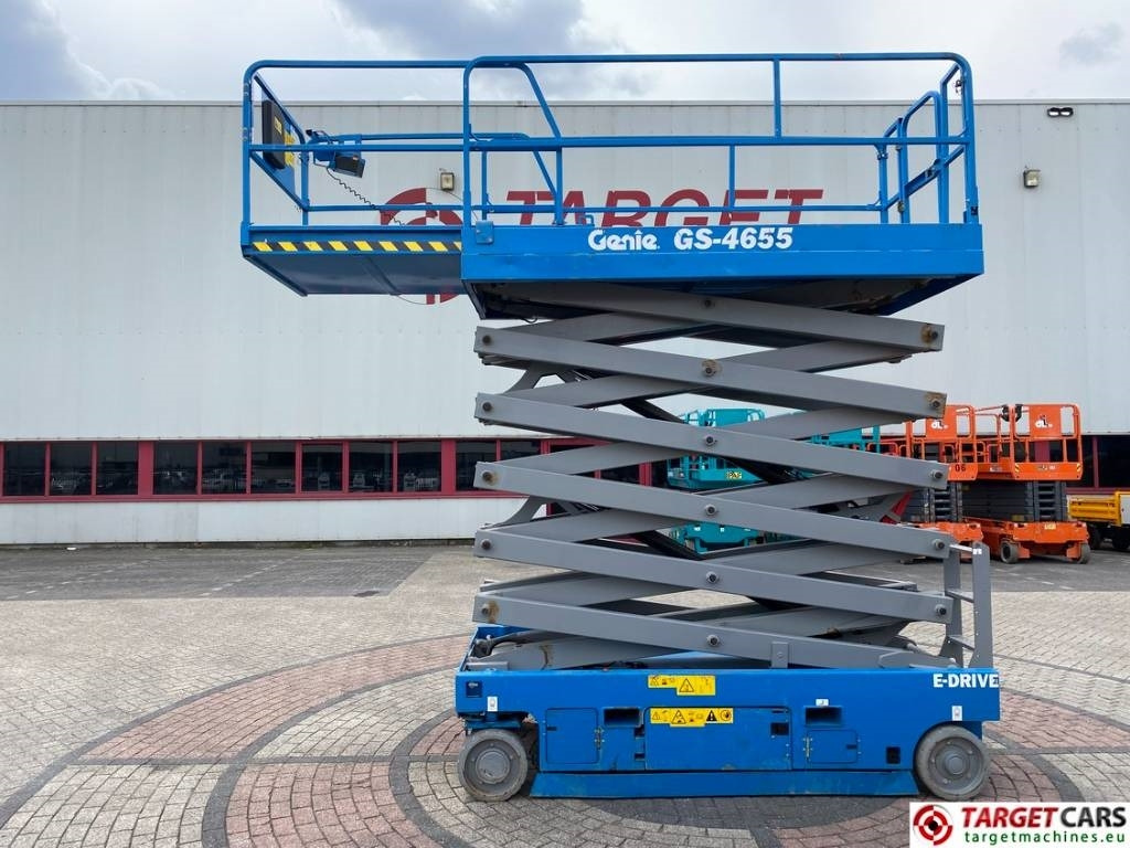 Genie GS-4655 Electric E-Drive Scissor Work Lift 1595cm - Scissor lift: picture 5 Genie GS-4655 Electric E-Drive Scissor Work Lift 1595cm - Scissor lift: picture 5