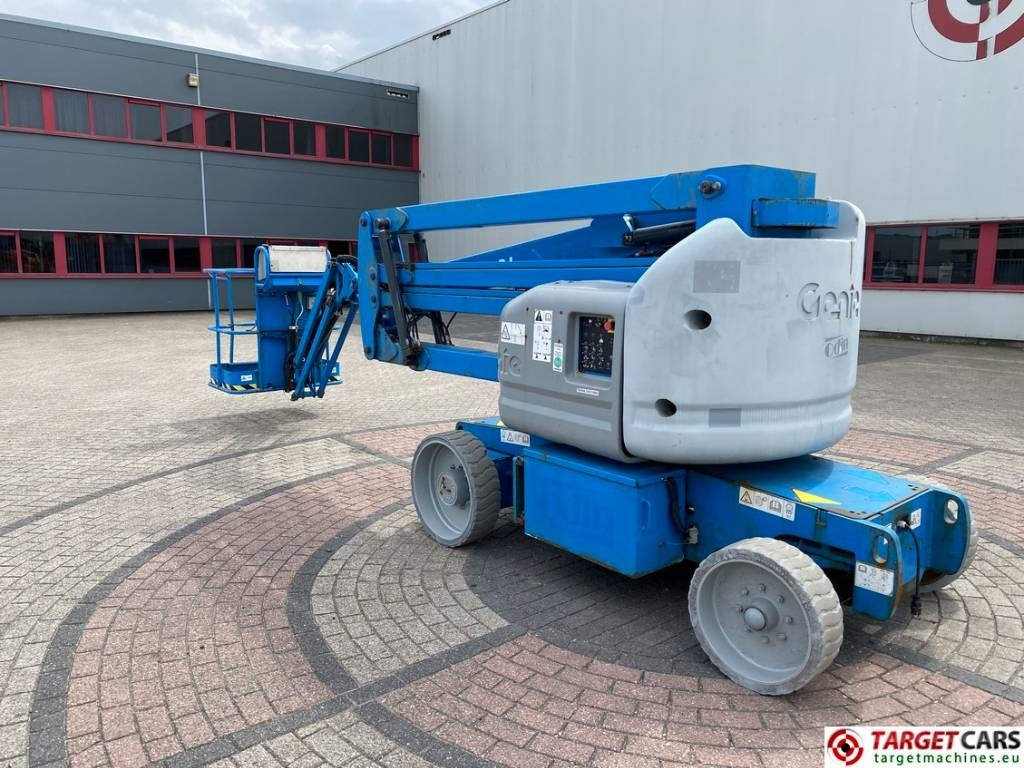Genie Z-40/23N RJ Articulated Electric Boom Lift 1432cm - Articulated boom: picture 4 Genie Z-40/23N RJ Articulated Electric Boom Lift 1432cm - Articulated boom: picture 4