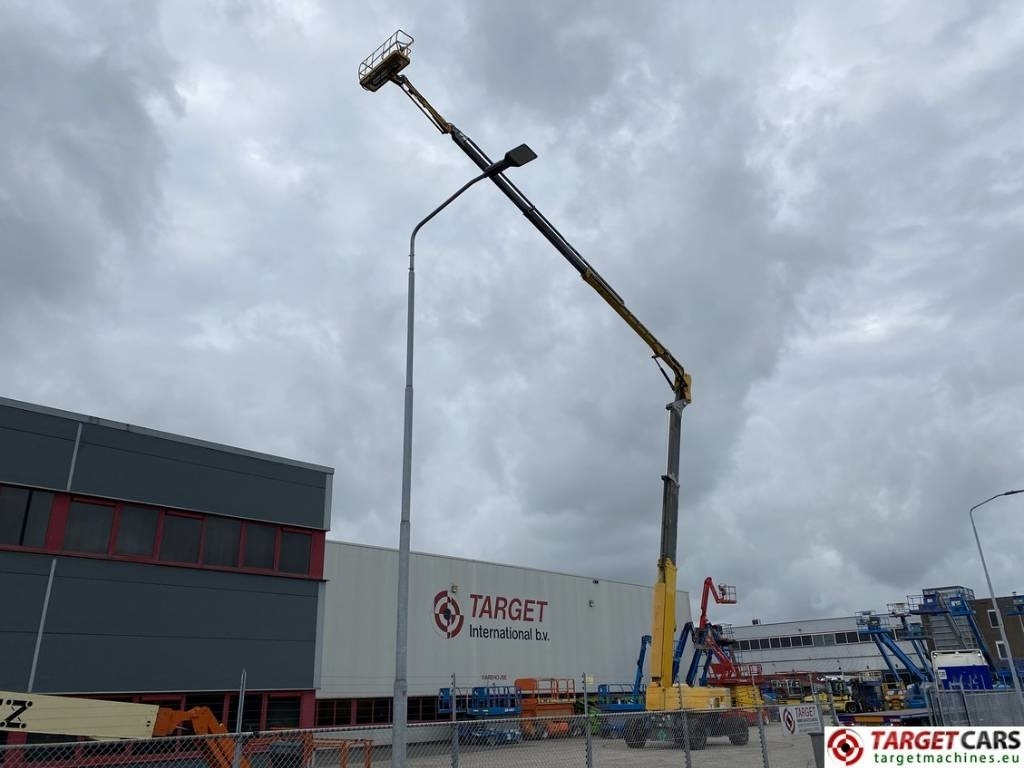 Articulated boom Haulotte HA41PX Articulated 4x4x4 Diesel Boom Work Lift 41M: picture 7