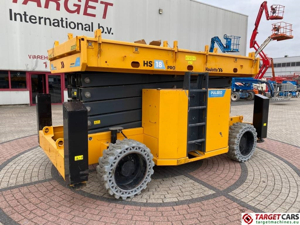 Haulotte HS18E PRO HyBrid 4x4 Scissor Work Lift 1800cm - Scissor lift: picture 1 Haulotte HS18E PRO HyBrid 4x4 Scissor Work Lift 1800cm - Scissor lift: picture 1