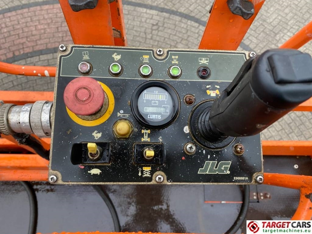 Scissor lift JLG 153-12 Liftlux Electric Scissor Work Lift 1730cm: picture 12 Scissor lift JLG 153-12 Liftlux Electric Scissor Work Lift 1730cm: picture 12