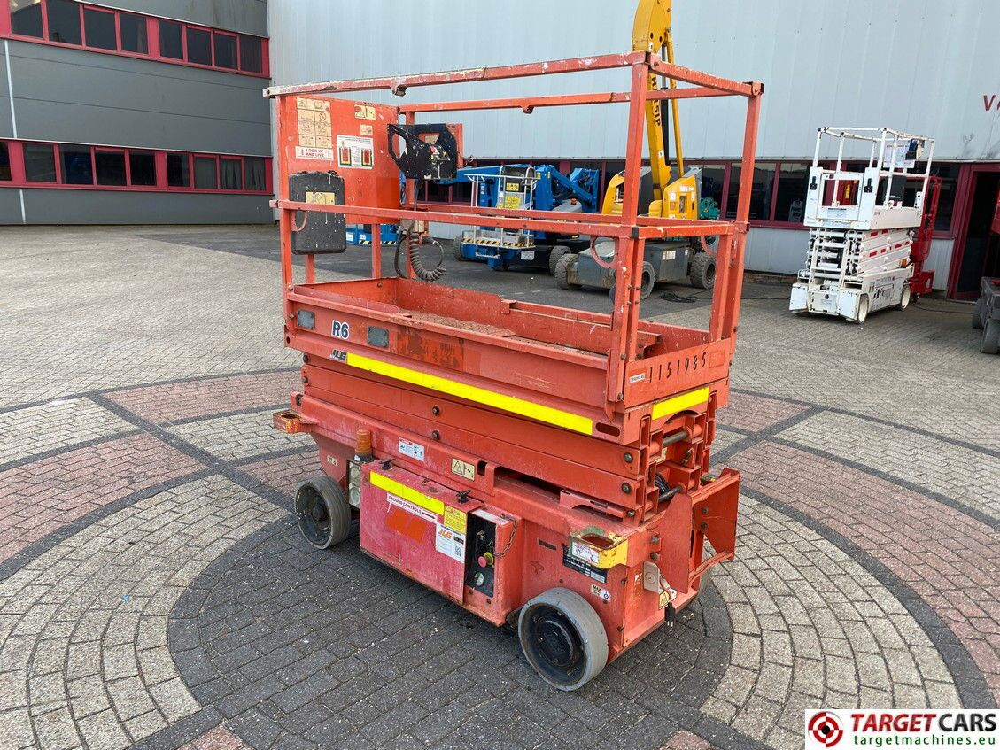 JLG R6 ELECTRIC SCISSOR 6RS WORKLIFT 779CM 261HRS 2015 B200022506 NO-CE - Scissor lift: picture 4 JLG R6 ELECTRIC SCISSOR 6RS WORKLIFT 779CM 261HRS 2015 B200022506 NO-CE - Scissor lift: picture 4