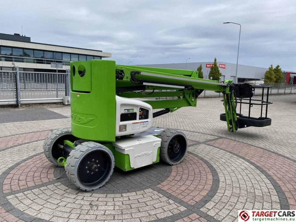 Niftylift HR17NE MK4 Electric Articulated Boom Work Lift 17M - Articulated boom: picture 3 Niftylift HR17NE MK4 Electric Articulated Boom Work Lift 17M - Articulated boom: picture 3