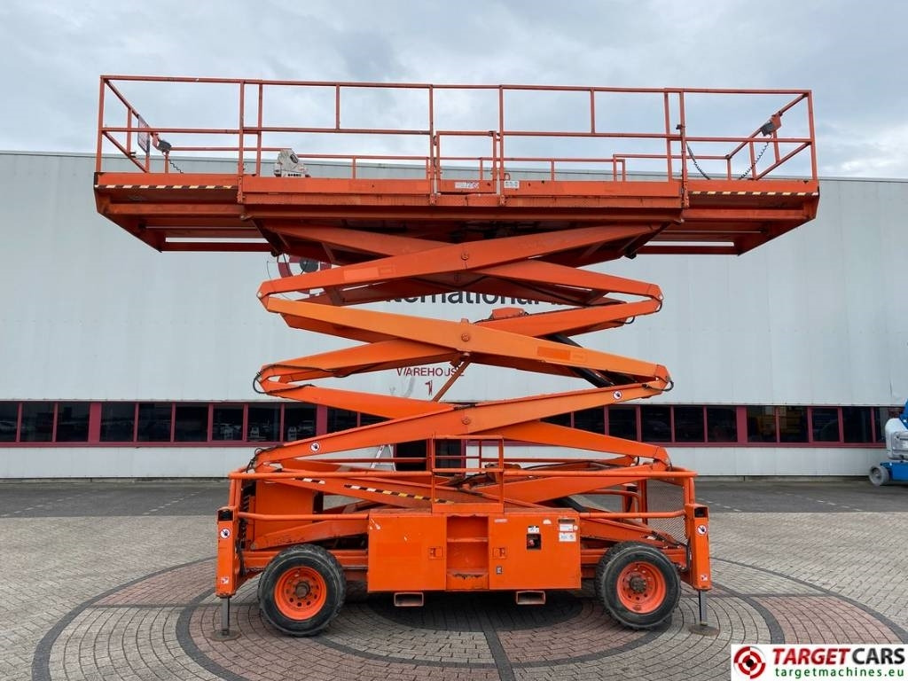SkyJack SJ9250 RT Diesel 4x4 Scissor Work Lift 1720cm - Scissor lift: picture 5 SkyJack SJ9250 RT Diesel 4x4 Scissor Work Lift 1720cm - Scissor lift: picture 5