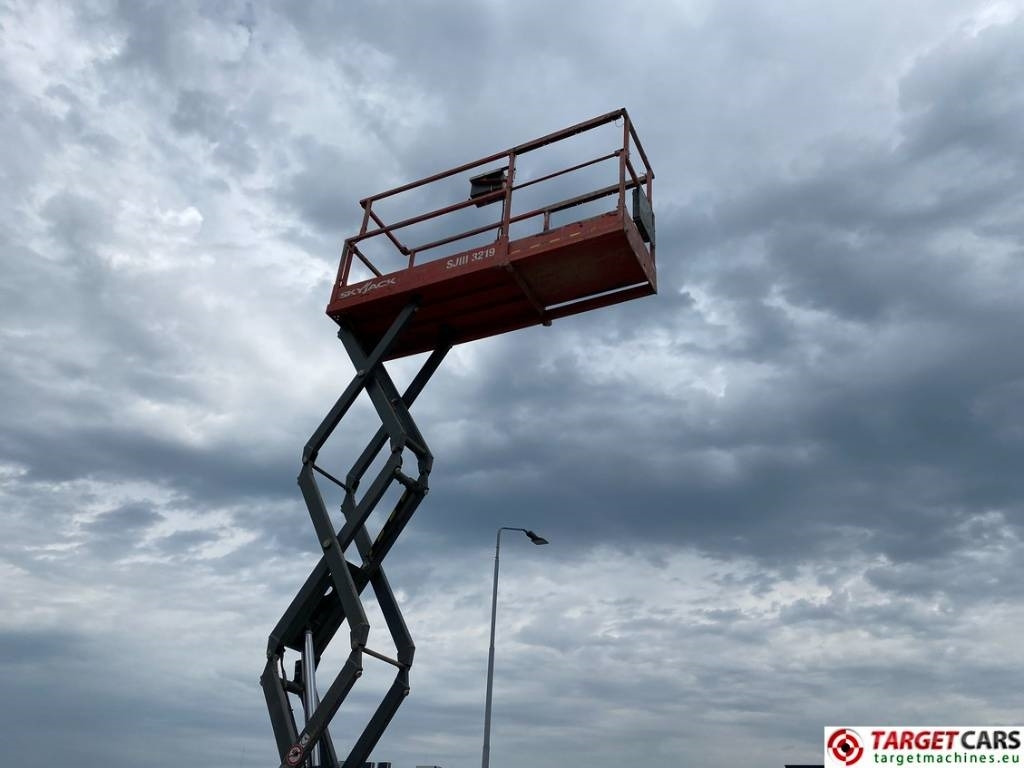 Scissor lift SkyJack SJIII-3219 Electric Scissor Work Lift 780cm: picture 27 Scissor lift SkyJack SJIII-3219 Electric Scissor Work Lift 780cm: picture 27