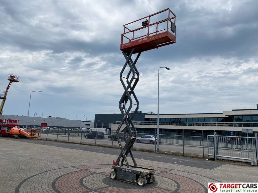 Scissor lift SkyJack SJIII-3219 Electric Scissor Work Lift 780cm: picture 7 Scissor lift SkyJack SJIII-3219 Electric Scissor Work Lift 780cm: picture 7