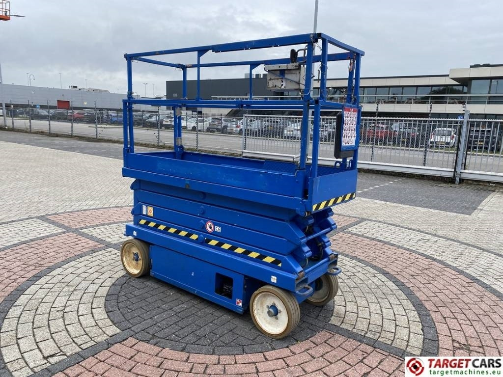 SkyJack SJIII-3226 Electric 3226 Scissor Work Lift 990cm - Scissor lift: picture 2 SkyJack SJIII-3226 Electric 3226 Scissor Work Lift 990cm - Scissor lift: picture 2
