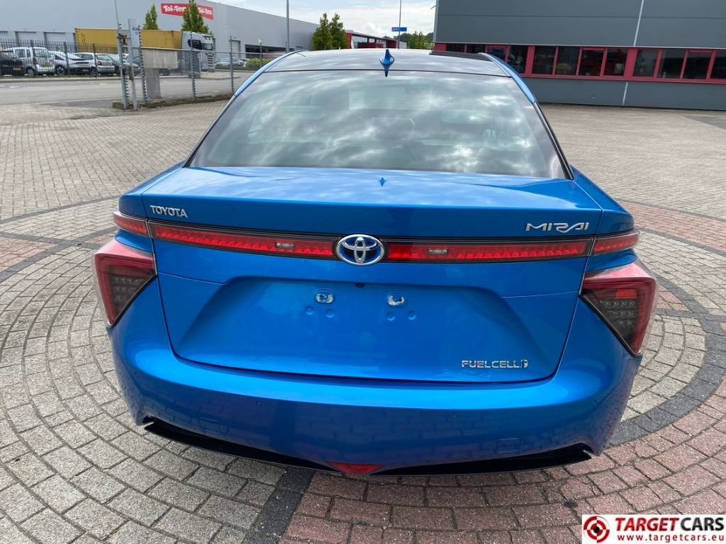 Toyota Mirai FCV HydroGen FuelCell - Sedan: picture 5 Toyota Mirai FCV HydroGen FuelCell - Sedan: picture 5