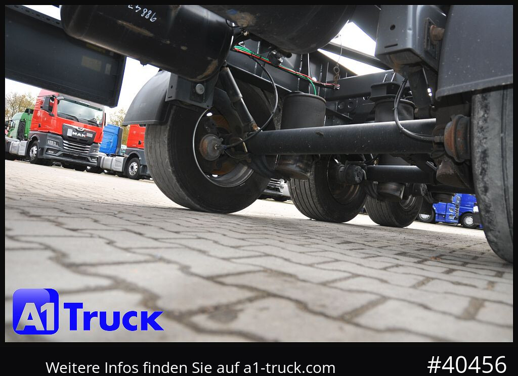 KRONE Container Chassi lang, 2 x 7,45 Wechselbrücken, wenig genutzt.. - Container transporter/ Swap body semi-trailer: picture 3 KRONE Container Chassi lang, 2 x 7,45 Wechselbrücken, wenig genutzt.. - Container transporter/ Swap body semi-trailer: picture 3