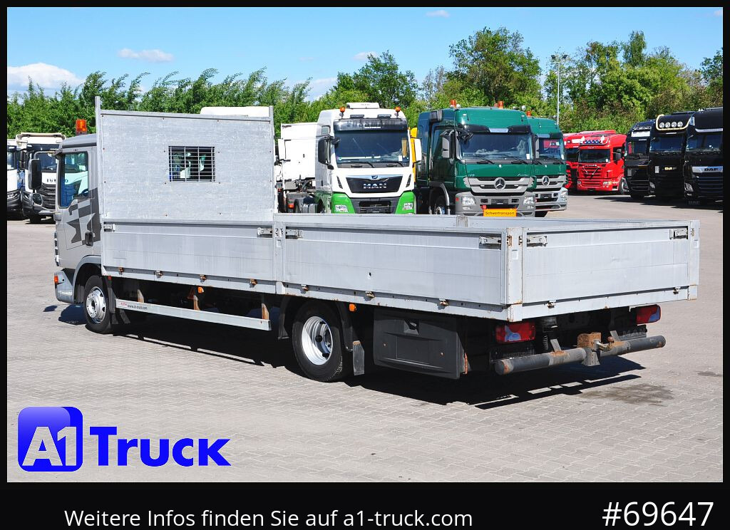 Flatbed van MAN TGL 8,220, Pritsche offen, L6400mm,  AHK,: picture 11