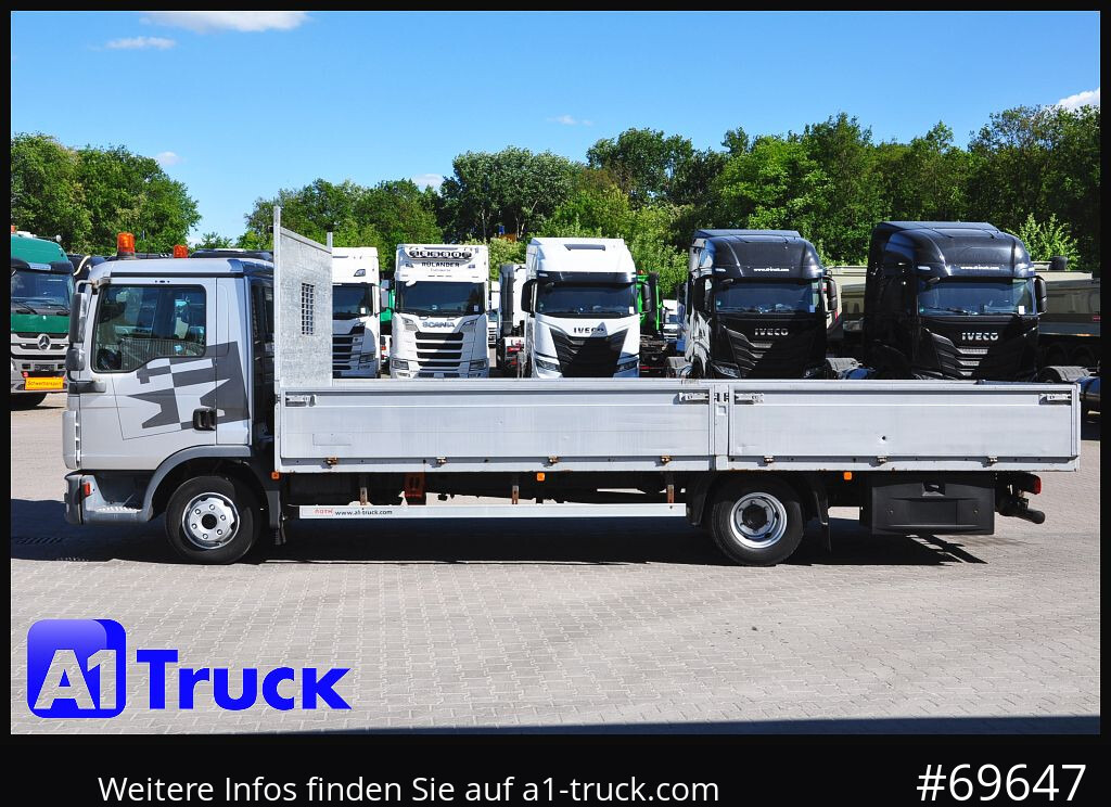 Flatbed van MAN TGL 8,220, Pritsche offen, L6400mm,  AHK,: picture 12